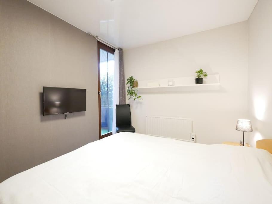 61 M2 Erdgeschosswohnung Mit Eigenem Parkplatz Vorm Haus Osnabrück Eksteriør bilde